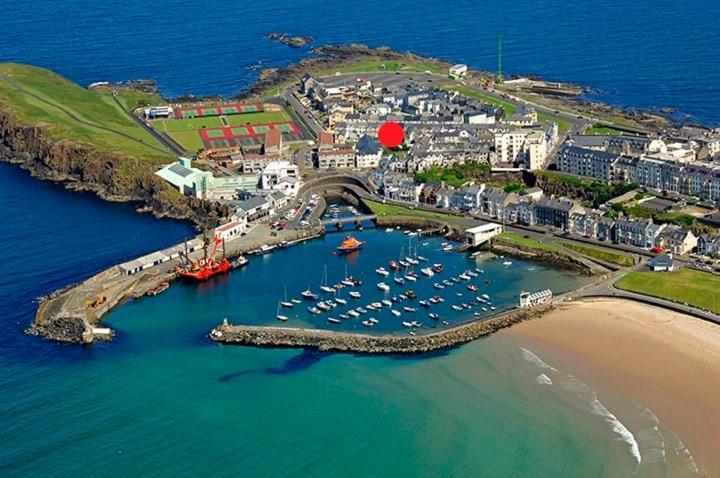 2 Princess Green - Portrush By The Sea Екстериор снимка