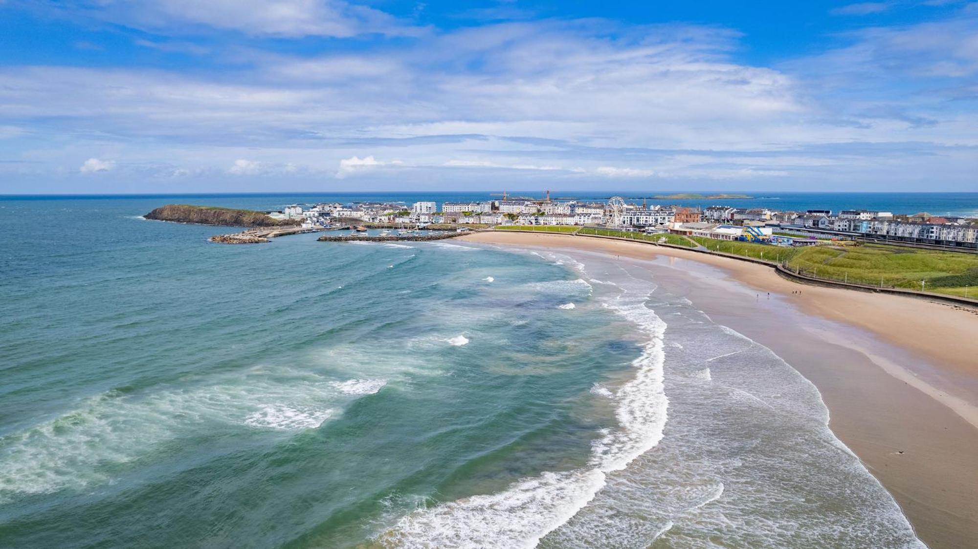 2 Princess Green - Portrush By The Sea Екстериор снимка